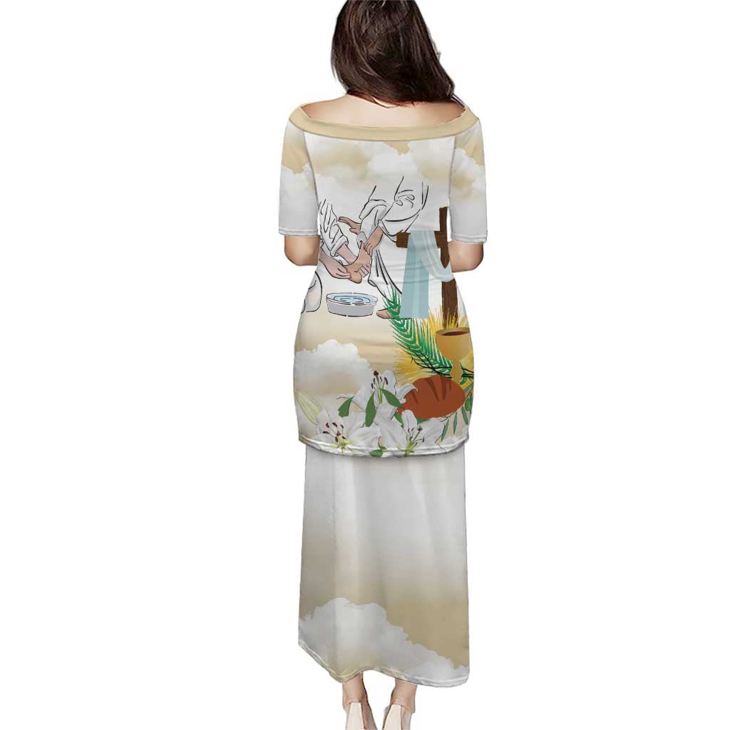 Happy Maundy Thursday Puletasi Jesus Christ Washing Feet