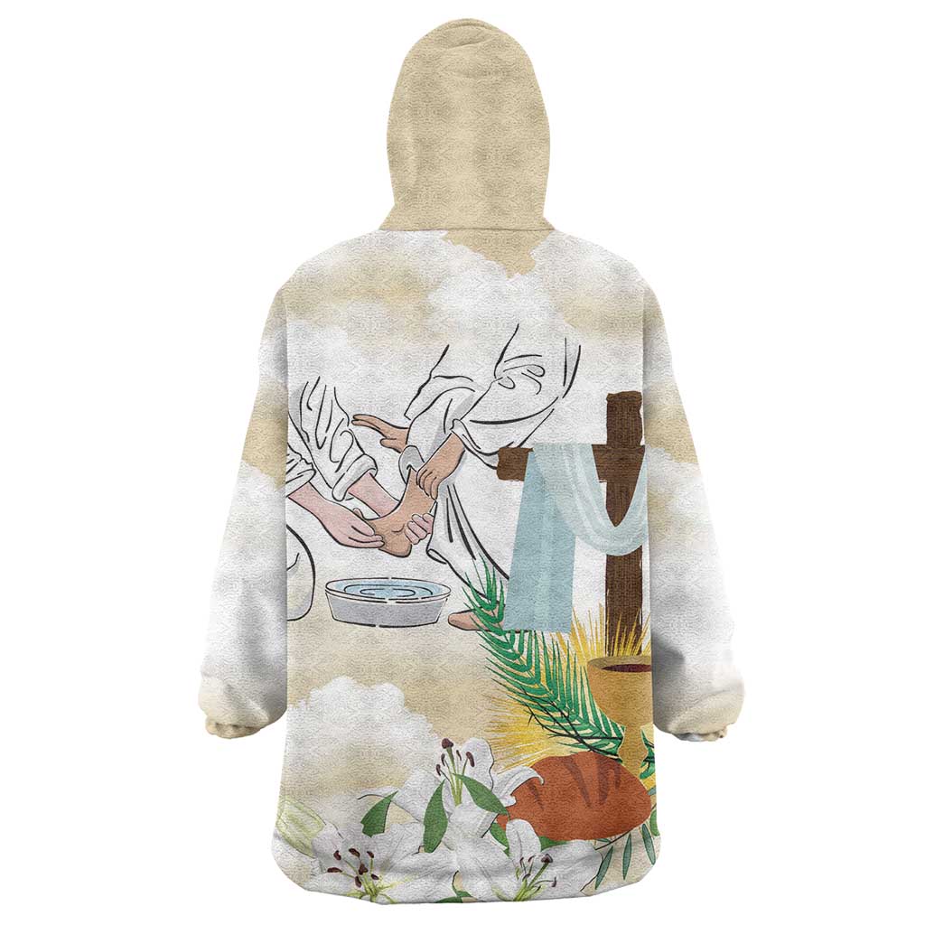 Happy Maundy Thursday Wearable Blanket Hoodie Jesus Christ Washing Feet