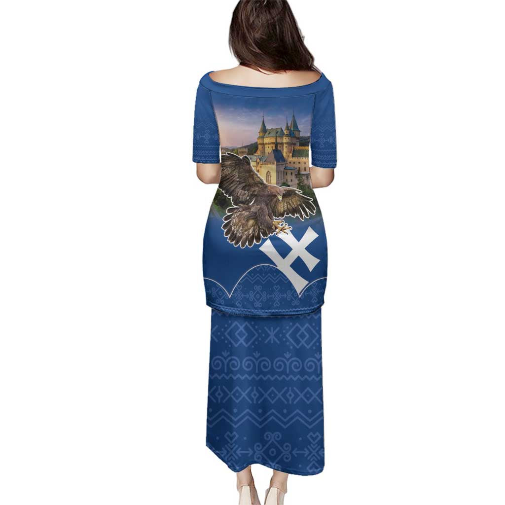 Slovakia Bojnice Castle Family Matching Puletasi and Hawaiian Shirt Golden Eagle With Slovak Pattern - Wonder Print Shop