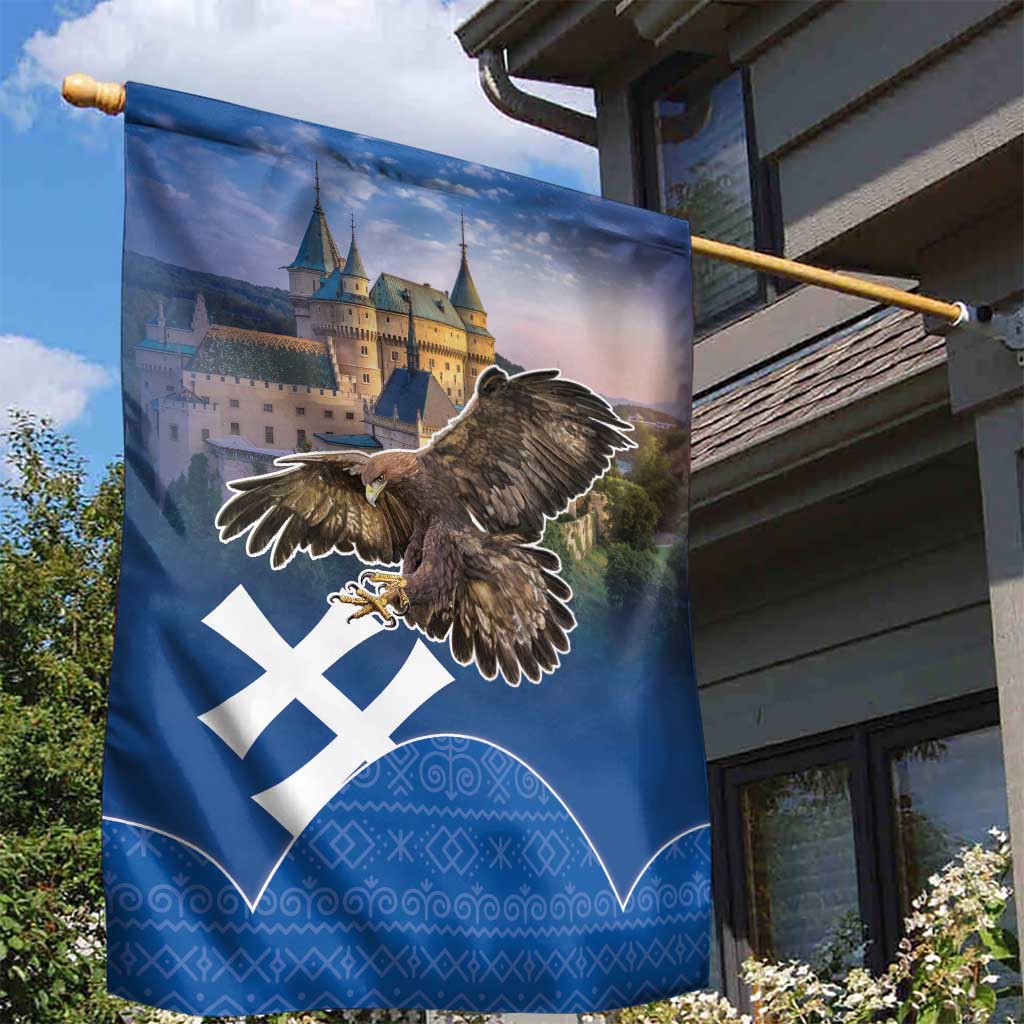 Slovakia Bojnice Castle Garden Flag Golden Eagle With Slovak Pattern - Wonder Print Shop