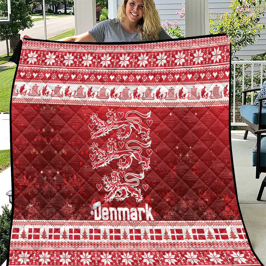 Denmark Christmas Quilt Three Danish Lions - Wonder Print Shop