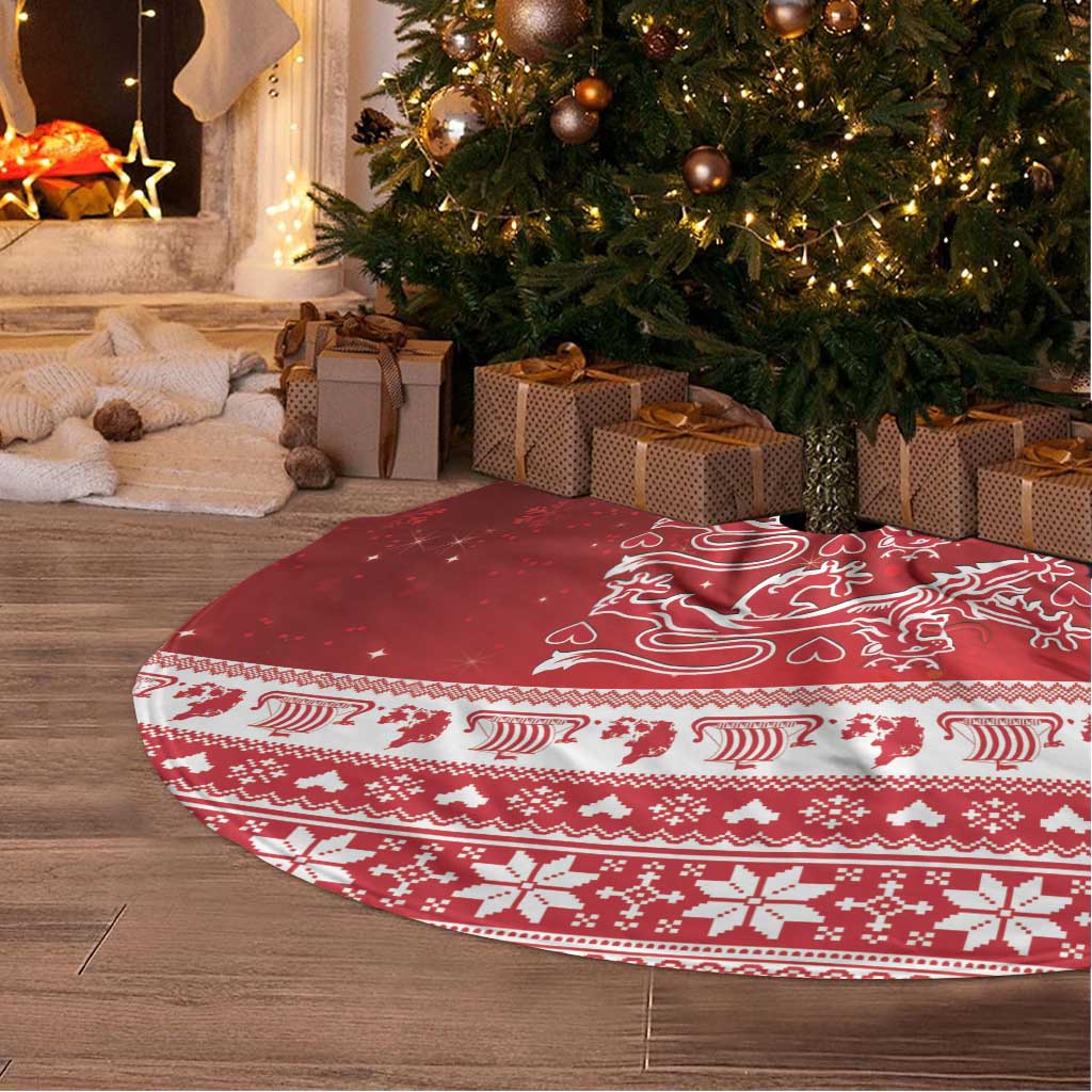 Denmark Christmas Tree Skirt Three Danish Lions - Wonder Print Shop