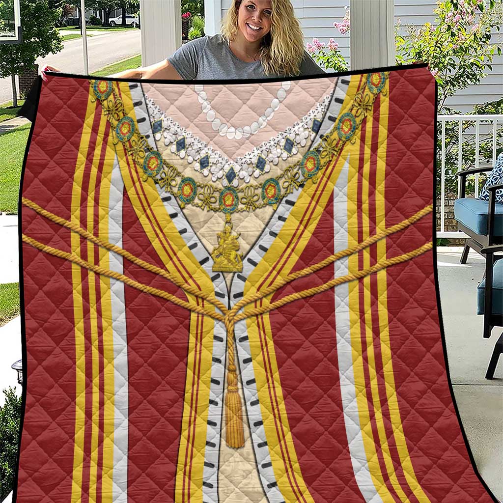 Victoria England Costume Quilt - Wonder Print Shop