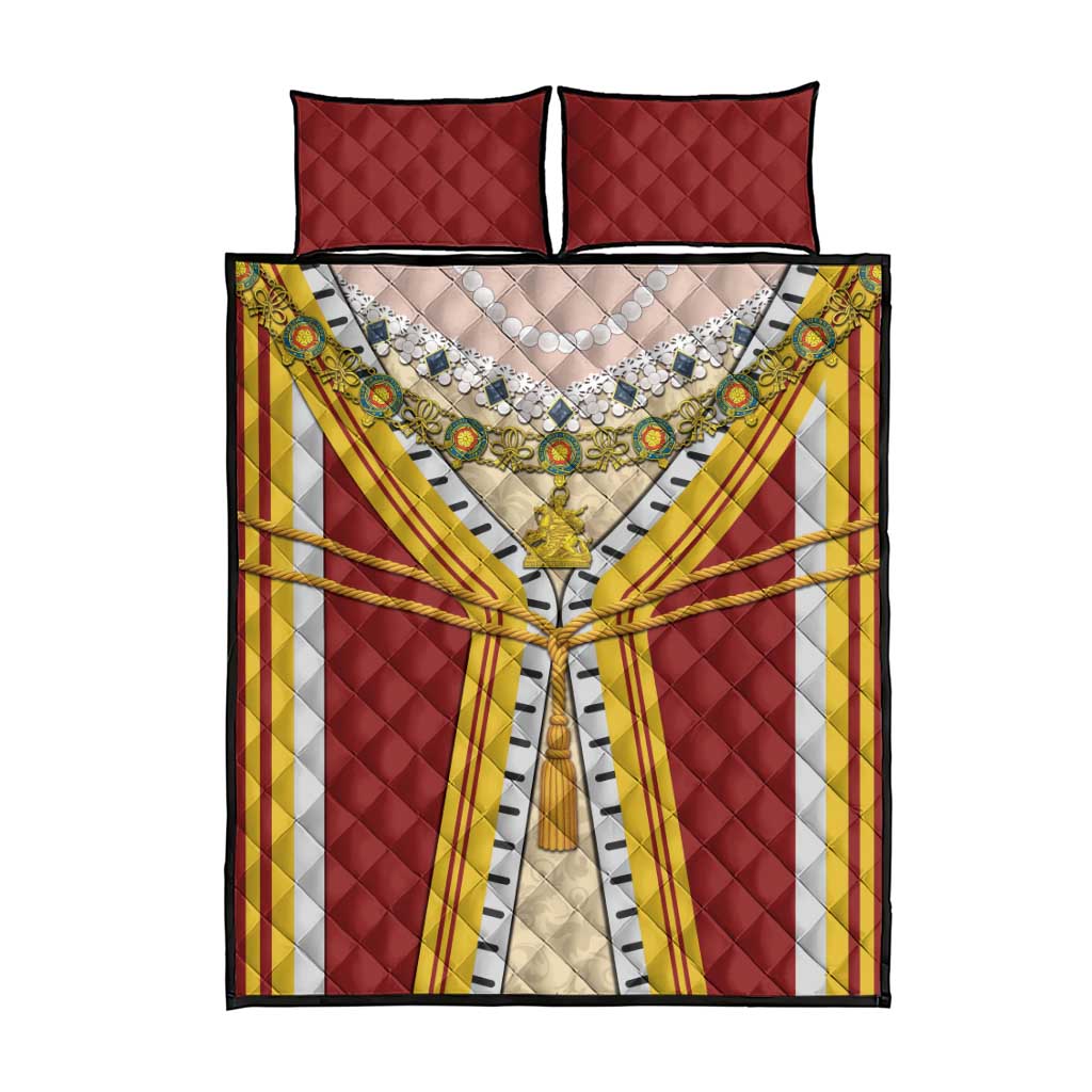 Victoria England Costume Quilt Bed Set - Wonder Print Shop