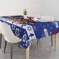 Honduras Santa Claus Christmas Tablecloth Christmas Tree With Flag Background - Wonder Print Shop