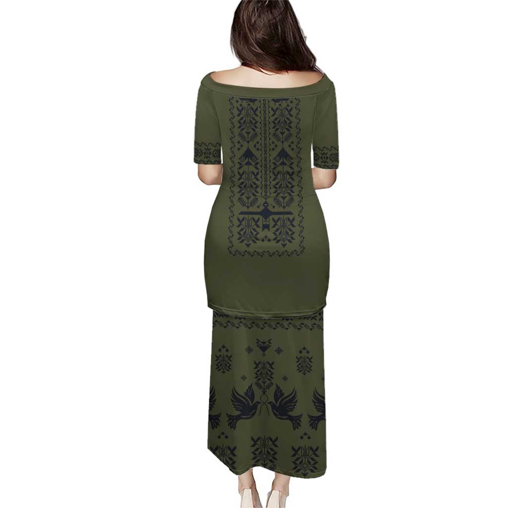 Ukraine Military Vyshyvanka Pattern Family Matching Puletasi and Hawaiian Shirt Ukrainian Heritage Green Tactical Style