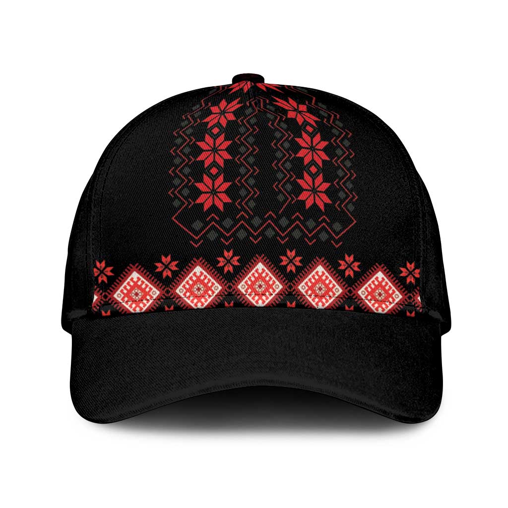 Red Ukraine Folk Patterns Classic Cap