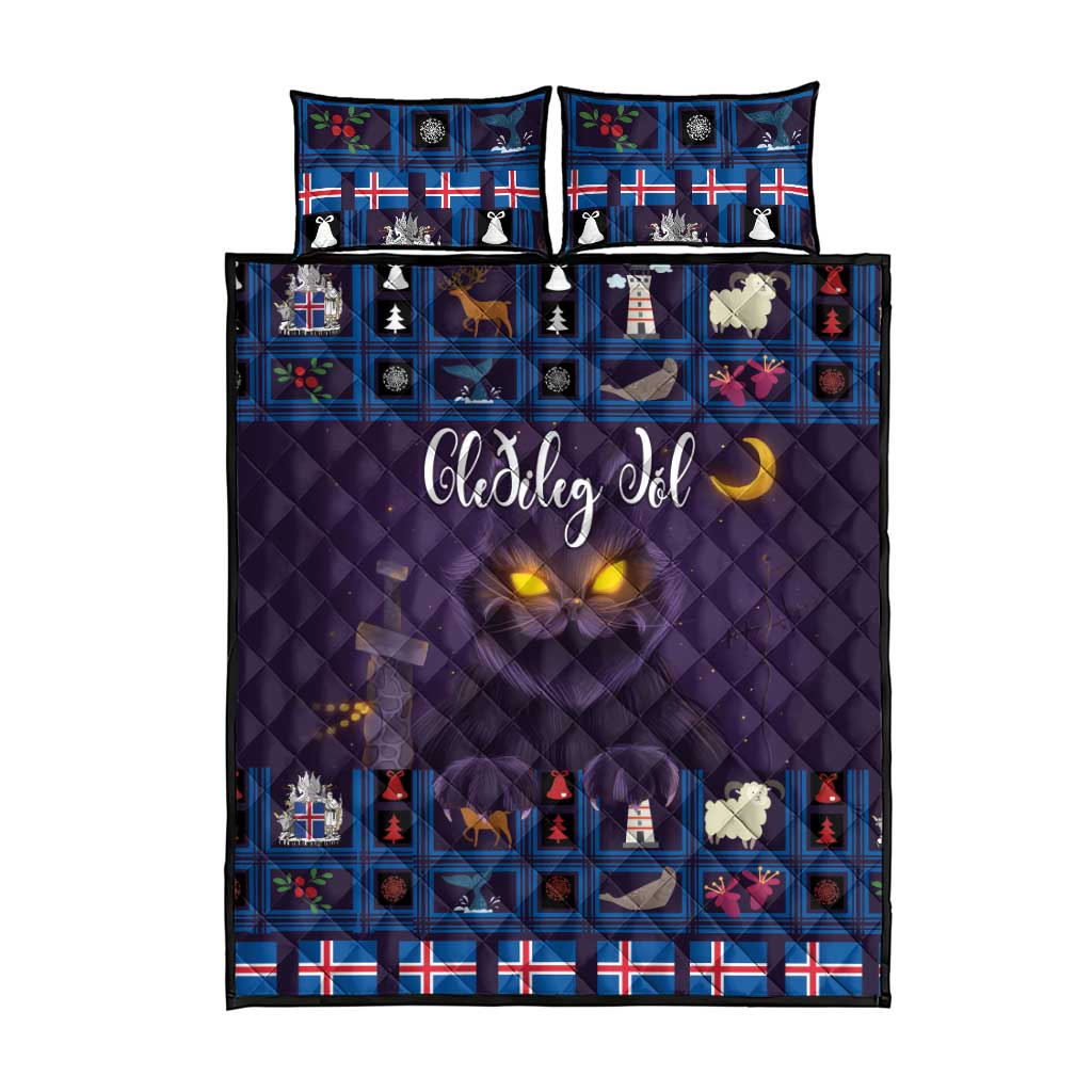 Iceland Christmas Quilt Bed Set Yule Cat Christmas Lightning Art - Wonder Print Shop