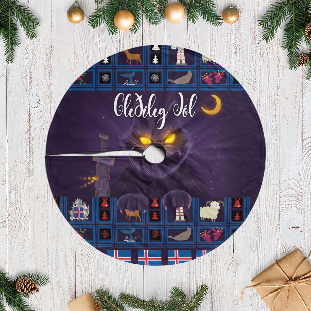 Iceland Christmas Tree Skirt Yule Cat Christmas Lightning Art - Wonder Print Shop
