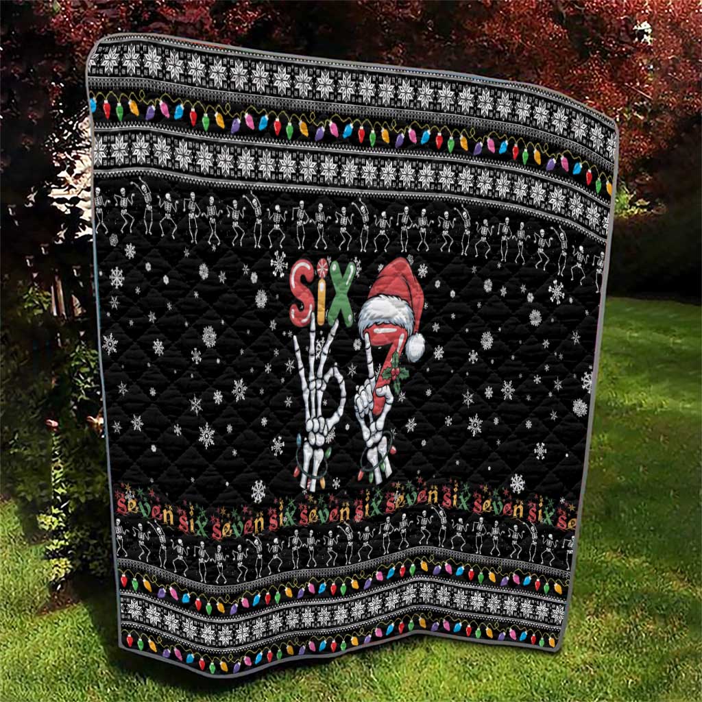 Six Seven Funny Skeleton Fingers Christmas Quilt Creepy Santa Skeleton Hands - Wonder Print Shop