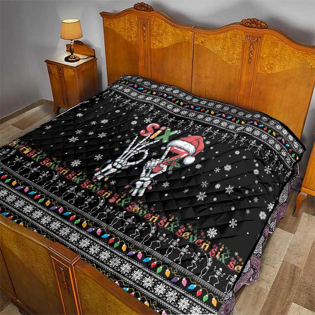 Six Seven Funny Skeleton Fingers Christmas Quilt Creepy Santa Skeleton Hands - Wonder Print Shop