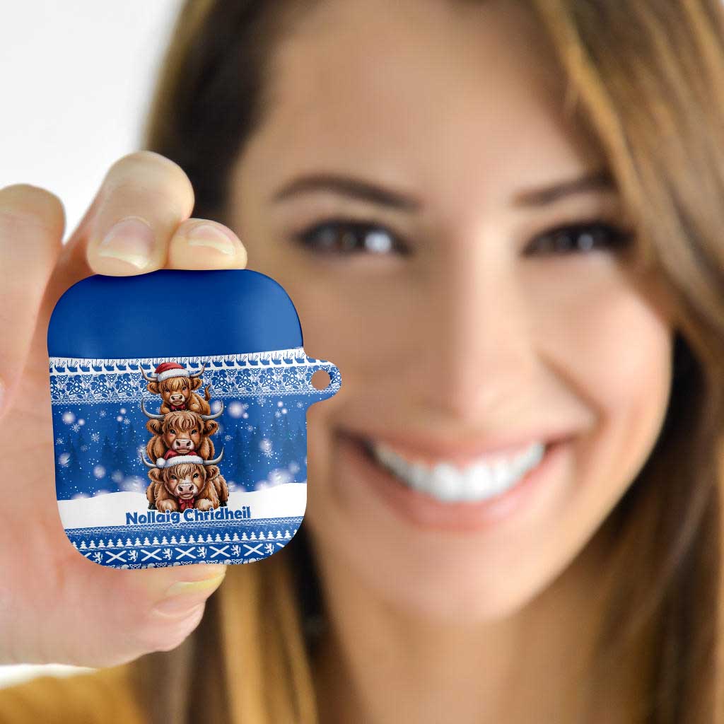Scotland Highland Cow Christmas AirPods Case Nollaig Chridheil Blue Winter - Wonder Print Shop