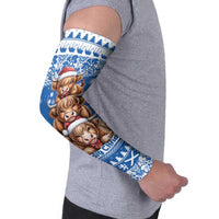 Scotland Highland Cow Christmas Arm Sleeves Nollaig Chridheil Blue Winter - Wonder Print Shop