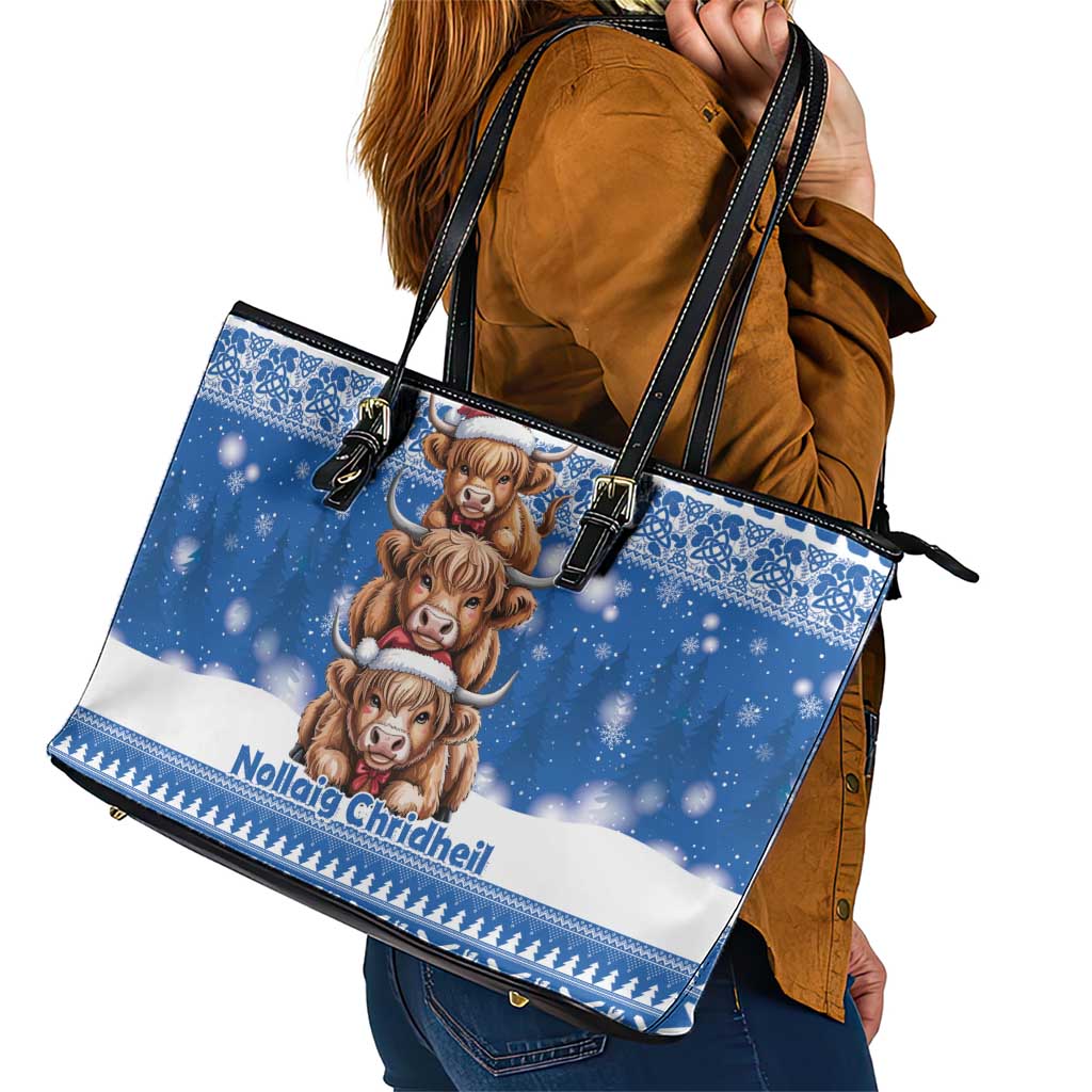 Scotland Highland Cow Christmas Leather Tote Bag Nollaig Chridheil Blue Winter - Wonder Print Shop