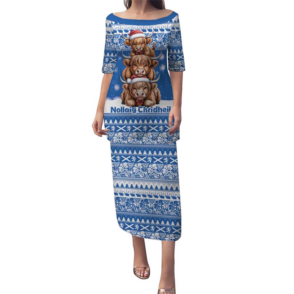 Scotland Highland Cow Christmas Puletasi Nollaig Chridheil Blue Winter - Wonder Print Shop