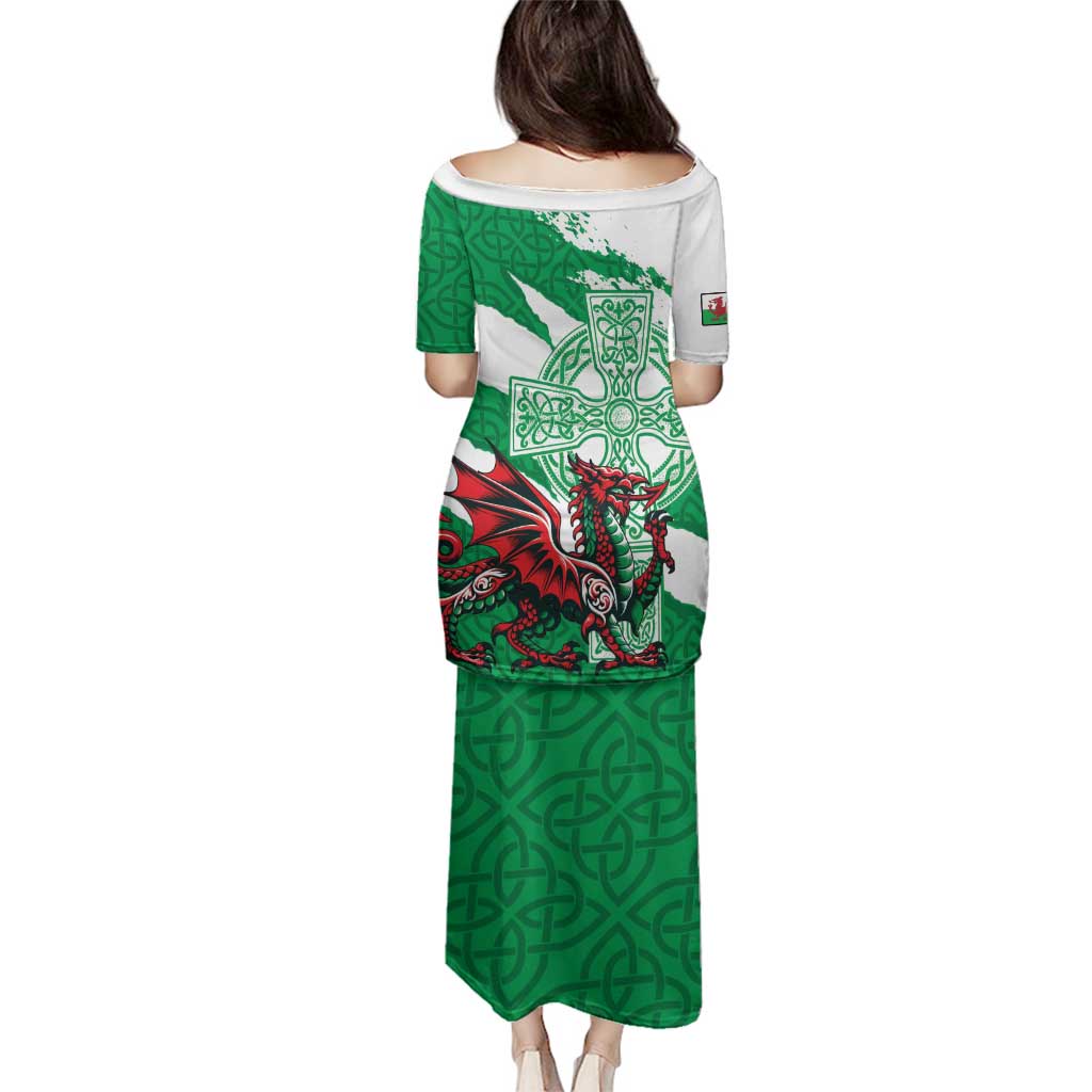 Wales Celtic Cross Family Matching Puletasi and Hawaiian Shirt Cymru Am Byth Green Version - Wonder Print Shop