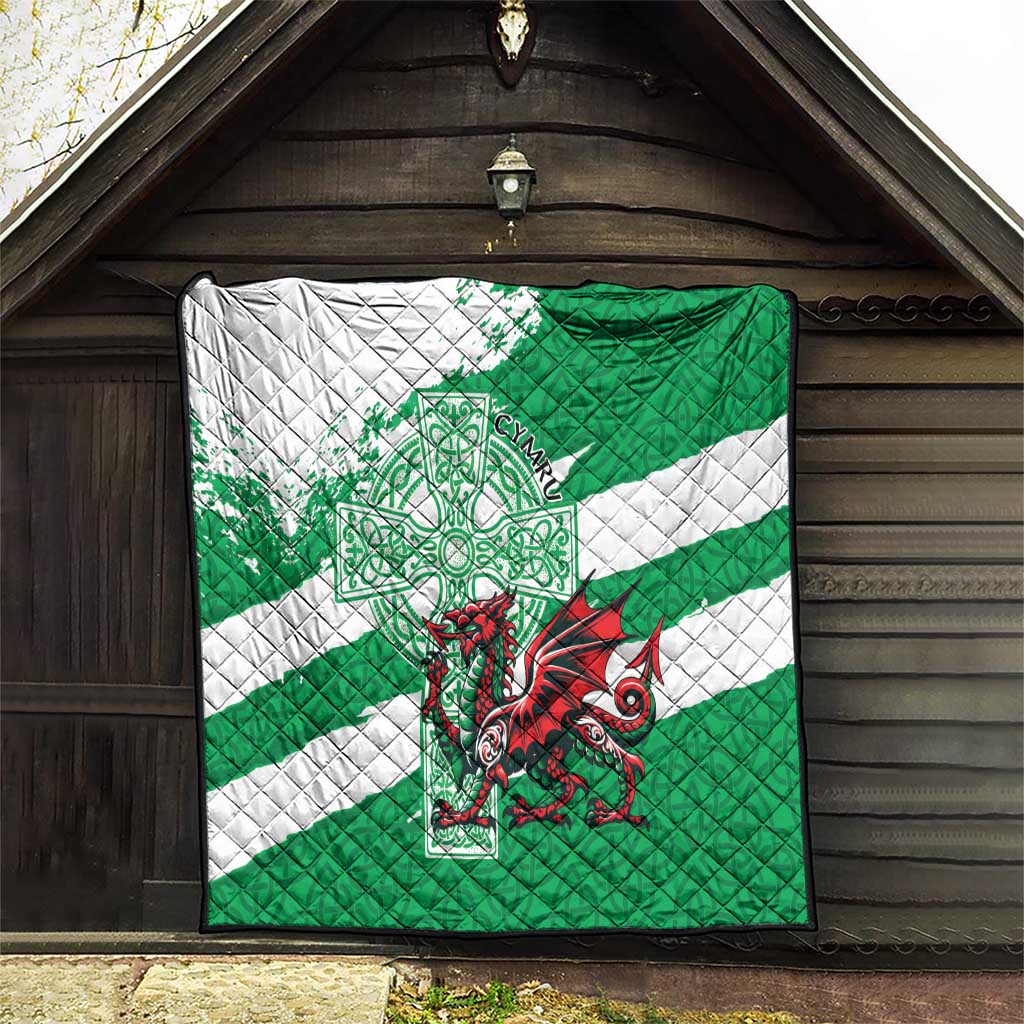 Wales Celtic Cross Quilt Cymru Am Byth Green Version - Wonder Print Shop