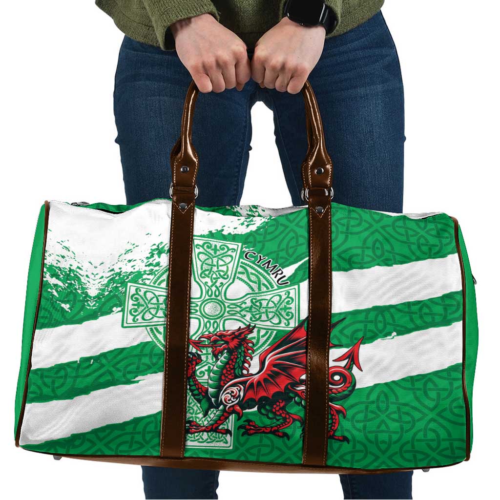 Wales Celtic Cross Travel Bag Cymru Am Byth Green Version - Wonder Print Shop