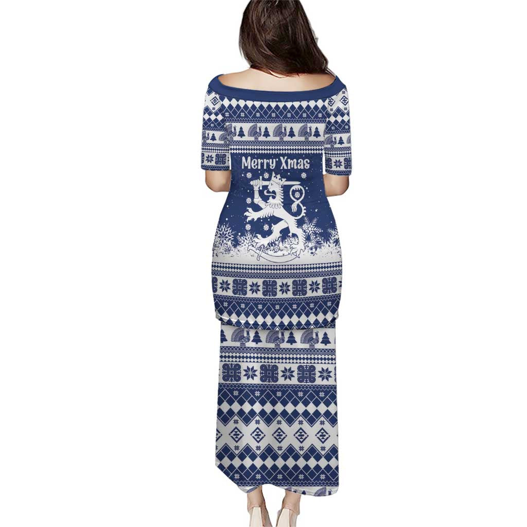 Finland Christmas Hannunvaakuna Puletasi Hyvaa Joulua Nordic Snow Lion Blue Version - Wonder Print Shop