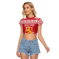 Finland Christmas Hannunvaakuna Raglan Cropped T Shirt Hyvaa Joulua Nordic Snow Lion Red Version - Wonder Print Shop
