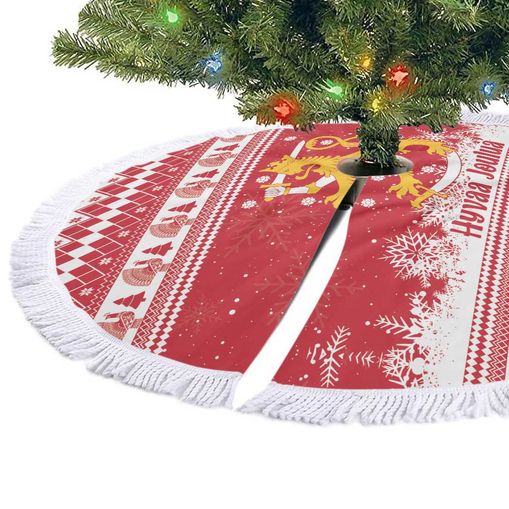 Finland Christmas Hannunvaakuna Tree Skirt Hyvaa Joulua Nordic Snow Lion Red Version - Wonder Print Shop