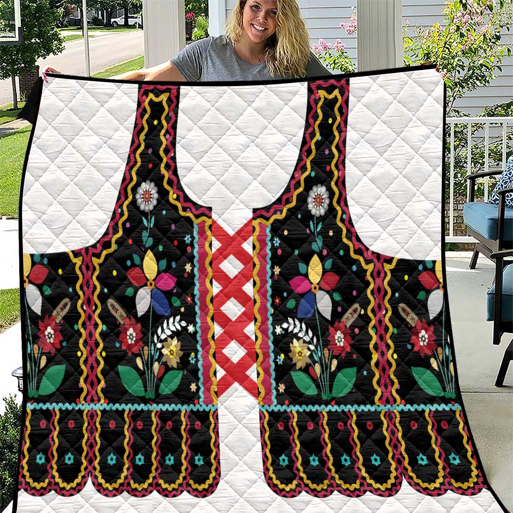 Vintage Polish Gorsecik Quilt Slavic Floral Folk Art