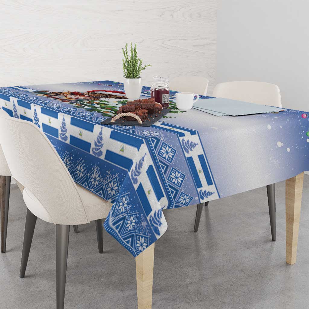 Personalized Nicaragua Christmas Tablecloth Panthera Onca Cute With Christmas Tree - Wonder Print Shop