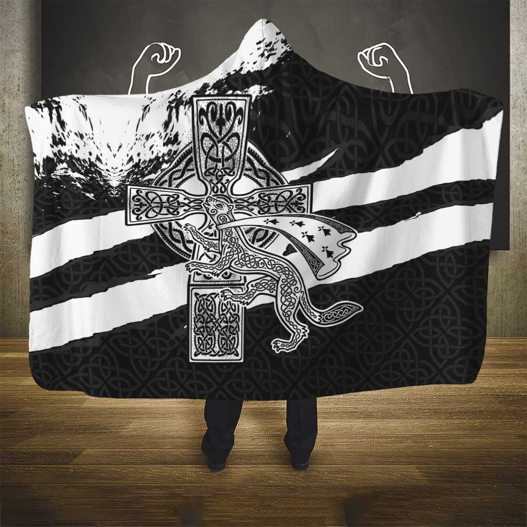 Brittany Celtic Cross Hooded Blanket Celtic Pattern - Wonder Print Shop