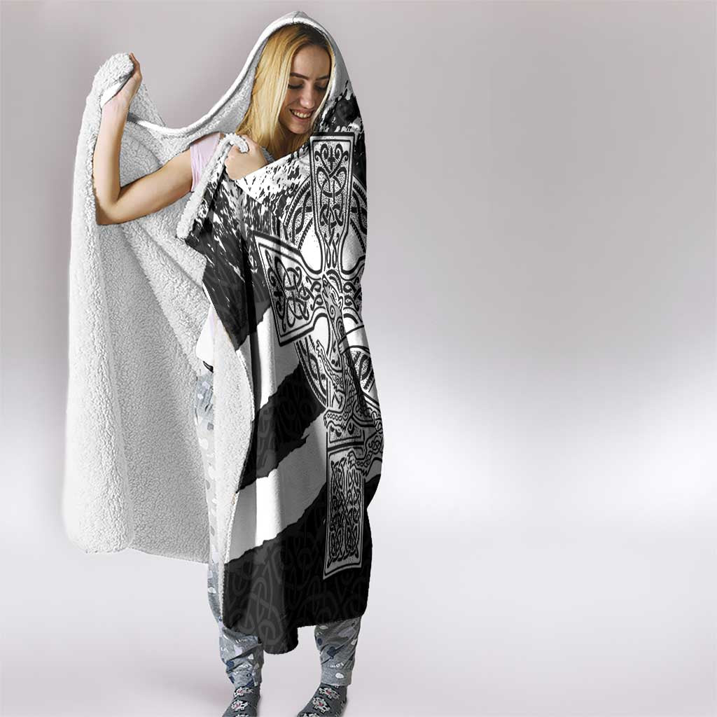 Brittany Celtic Cross Hooded Blanket Celtic Pattern - Wonder Print Shop