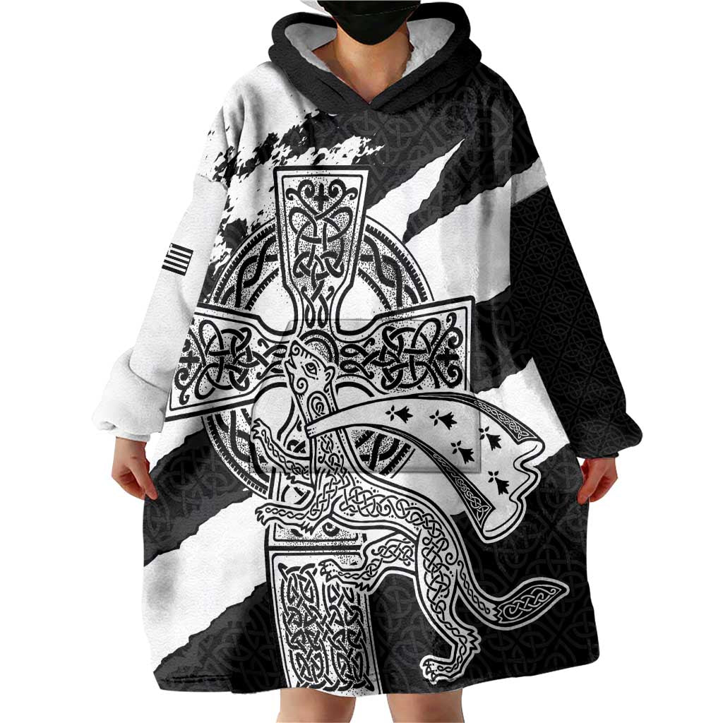 Brittany Celtic Cross Wearable Blanket Hoodie Celtic Pattern - Wonder Print Shop
