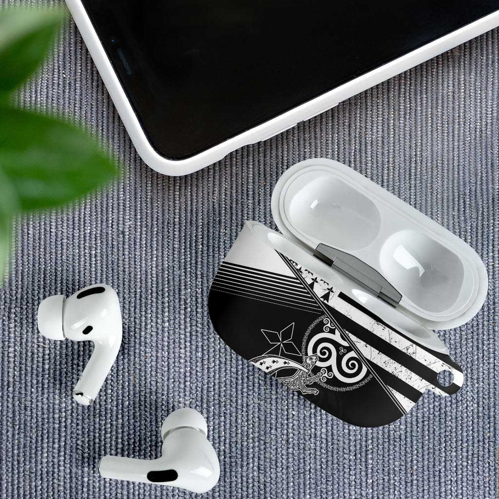 Brittany Ermine Celtic AirPods Case Black Celtic Triskels - Wonder Print Shop
