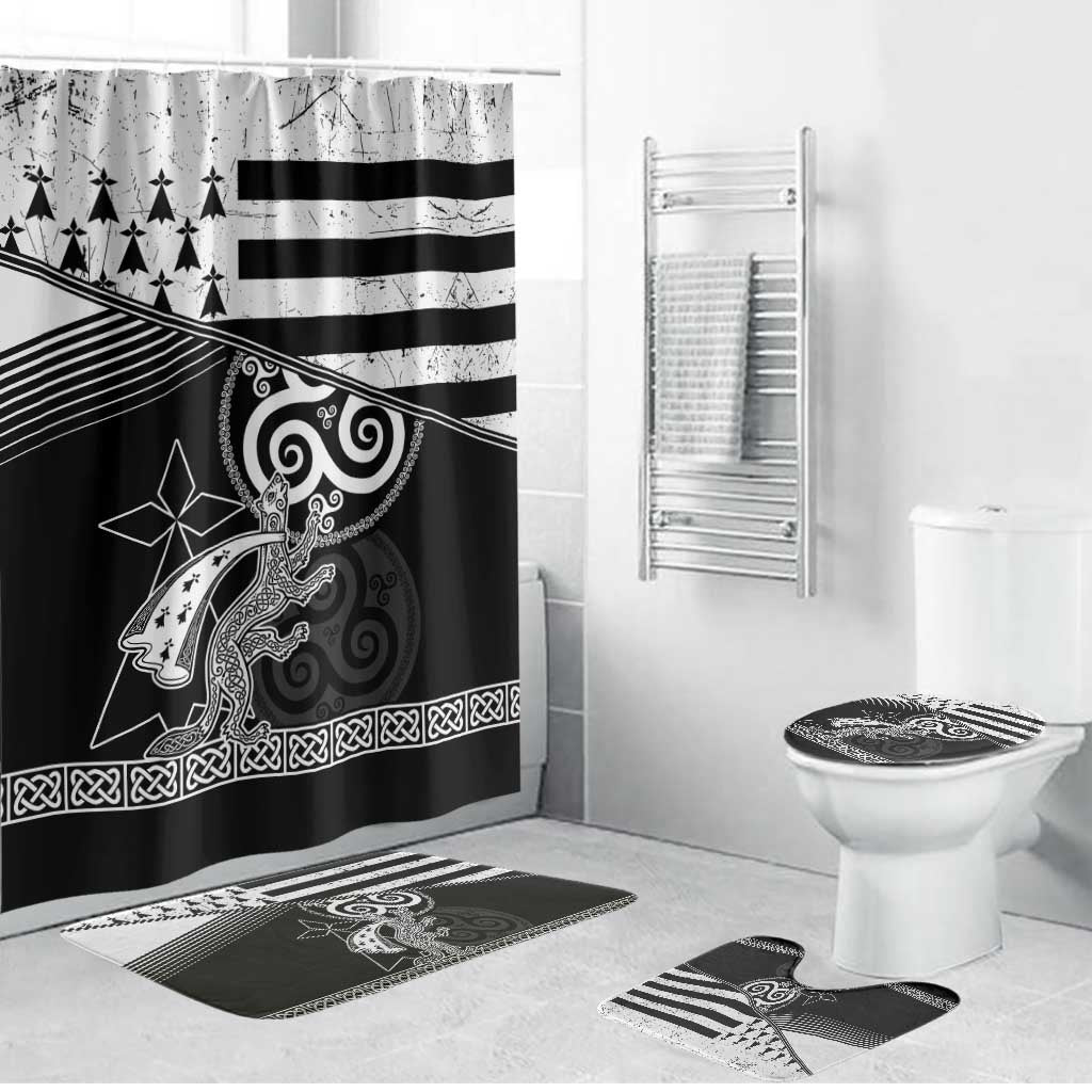 Brittany Ermine Celtic Bathroom Set Black Celtic Triskels - Wonder Print Shop