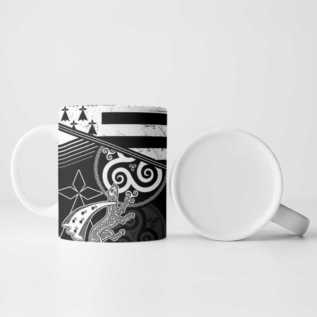 Brittany Ermine Celtic Ceramic Mug Black Celtic Triskels - Wonder Print Shop