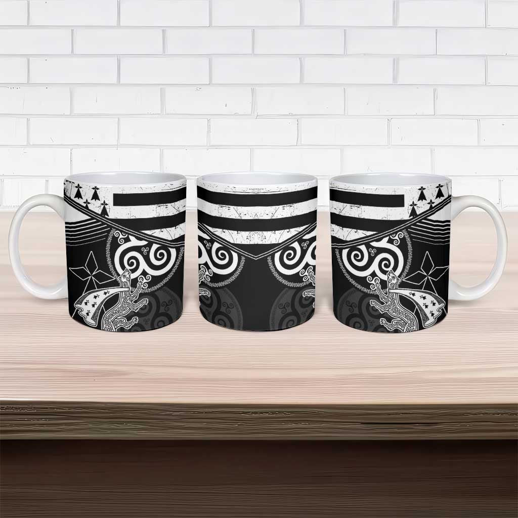Brittany Ermine Celtic Ceramic Mug Black Celtic Triskels - Wonder Print Shop