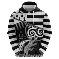 Brittany Ermine Celtic Hoodie Black Celtic Triskels - Wonder Print Shop