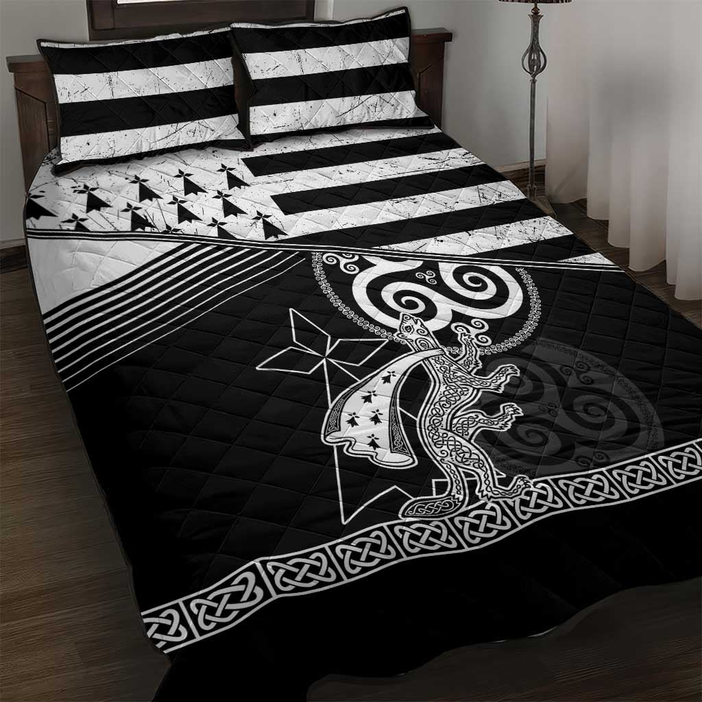 Brittany Ermine Celtic Quilt Bed Set Black Celtic Triskels - Wonder Print Shop