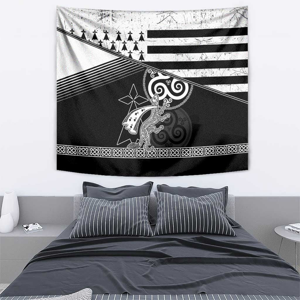 Brittany Ermine Celtic Tapestry Black Celtic Triskels - Wonder Print Shop