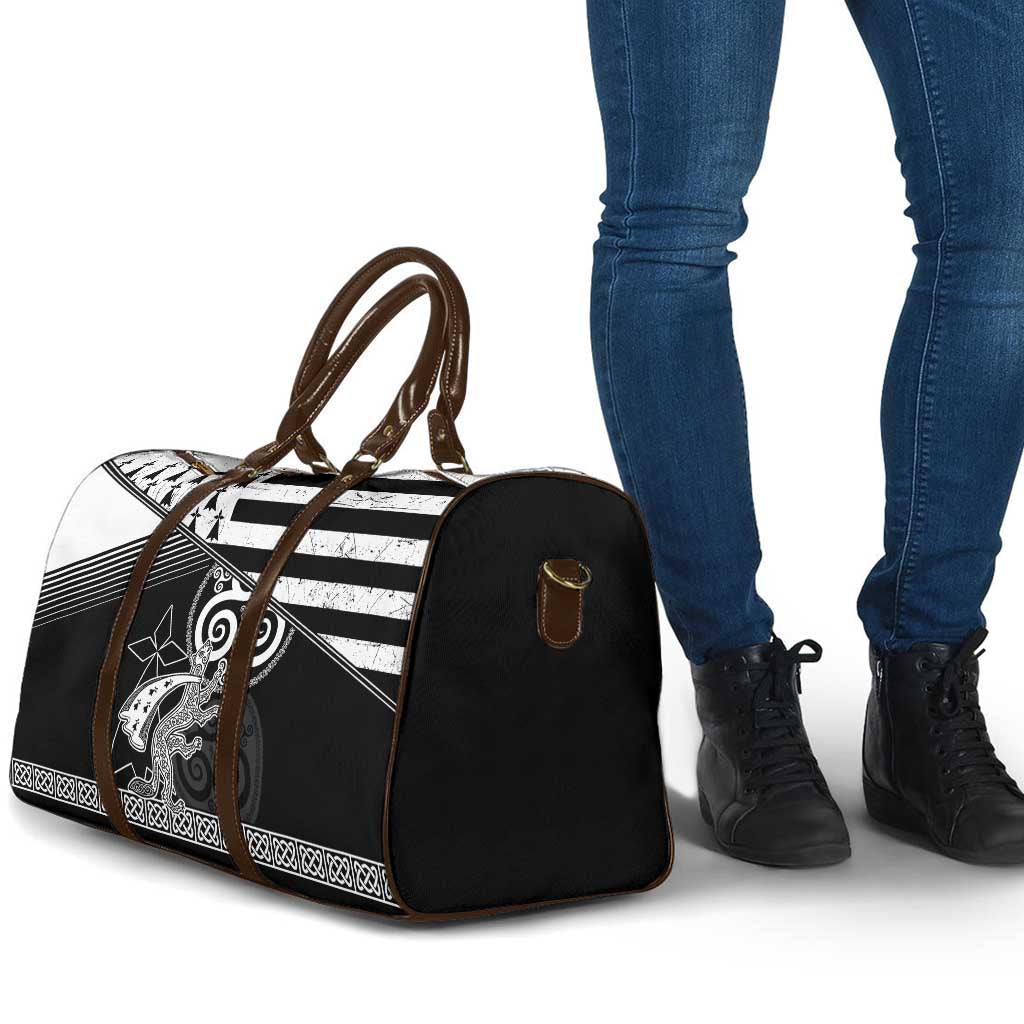 Brittany Ermine Celtic Travel Bag Black Celtic Triskels - Wonder Print Shop