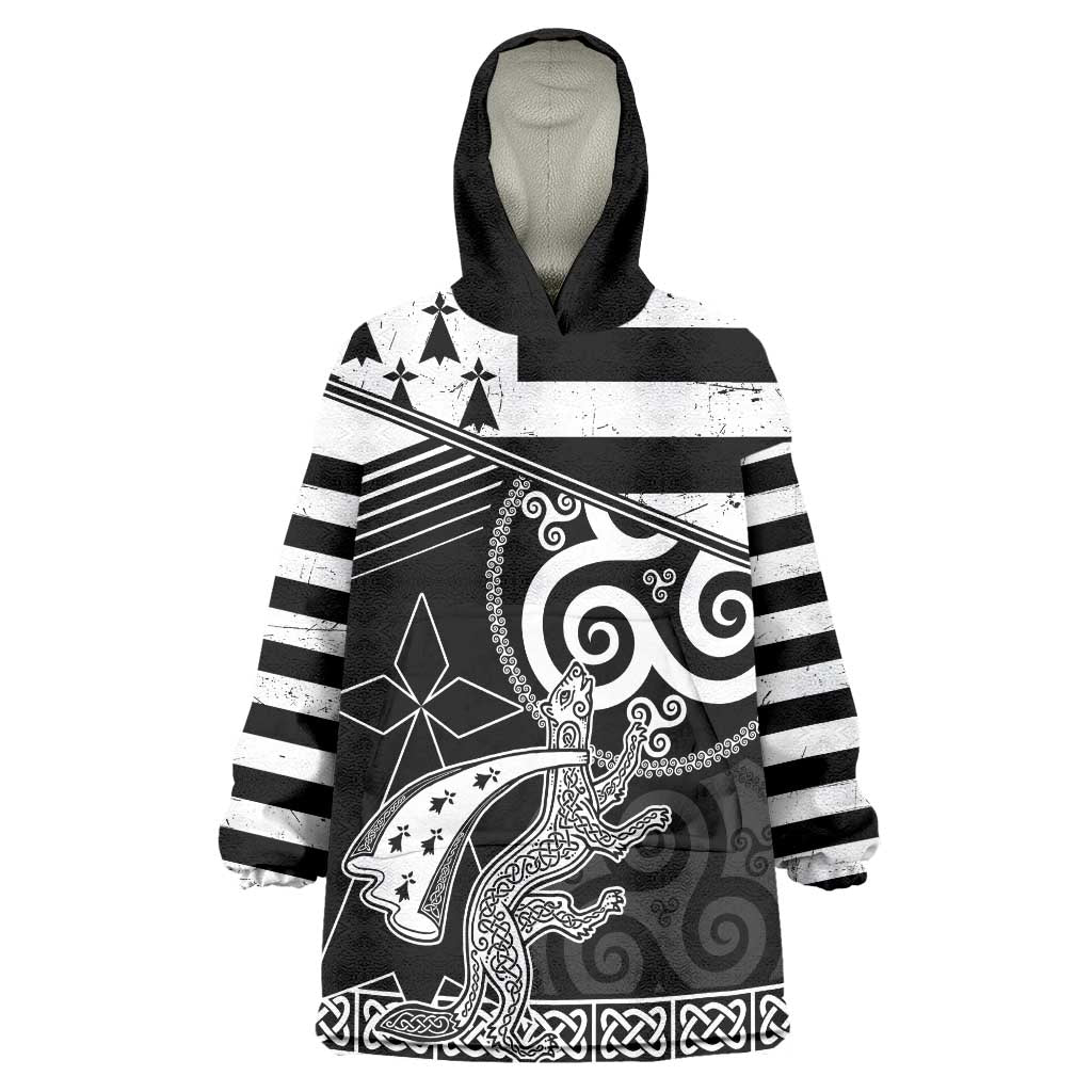 Brittany Ermine Celtic Wearable Blanket Hoodie Black Celtic Triskels - Wonder Print Shop