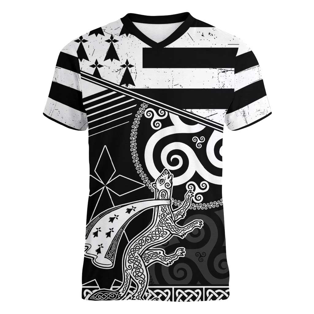 Brittany Ermine Celtic Women V-Neck T-Shirt Black Celtic Triskels - Wonder Print Shop