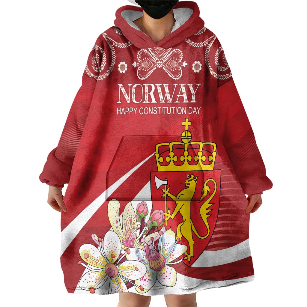 Personalized Norway Constitution Day Wearable Blanket Hoodie Norwegian Lion Pyramidal Saxifrage