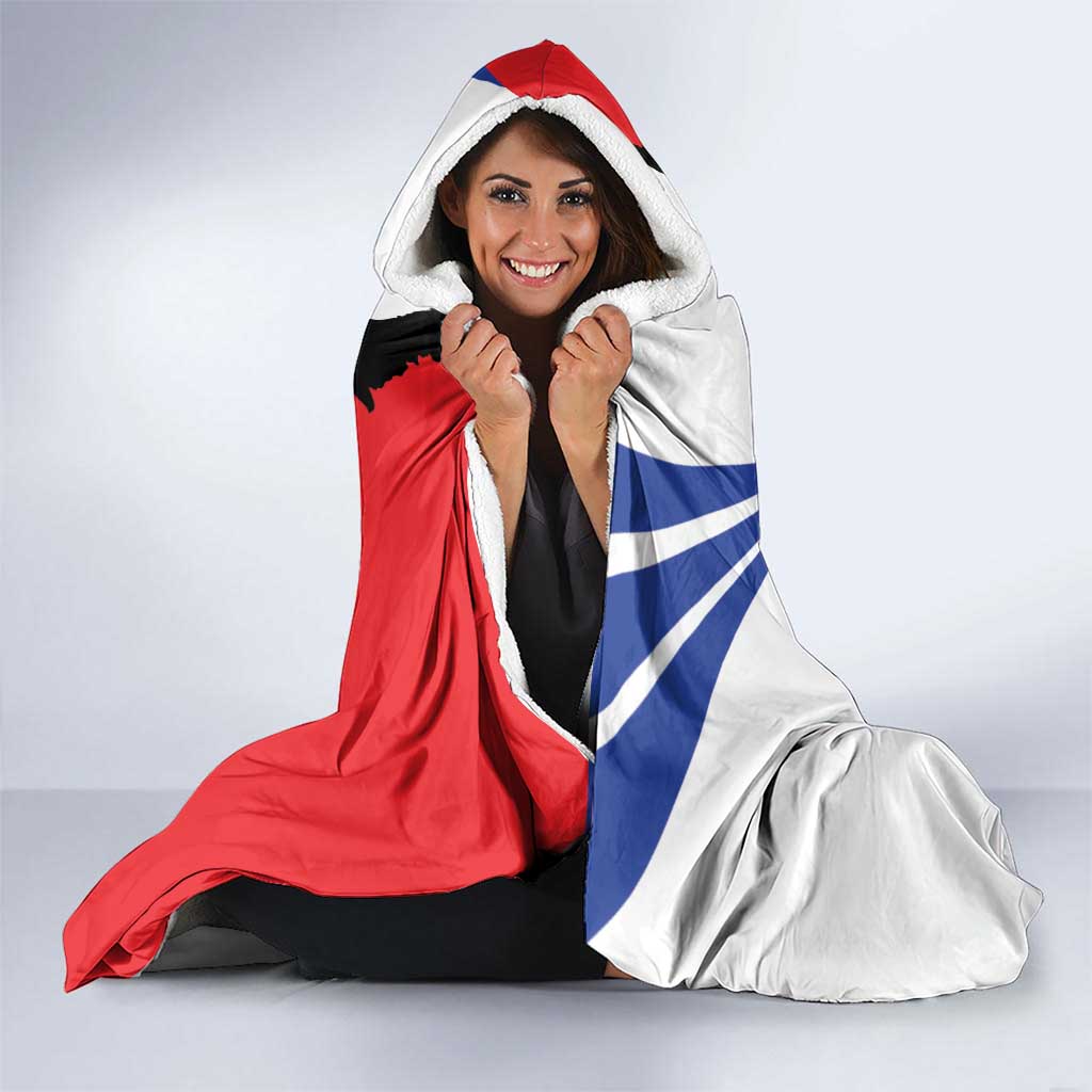Chile Lapageria Rosea Hooded Blanket With Flag Color