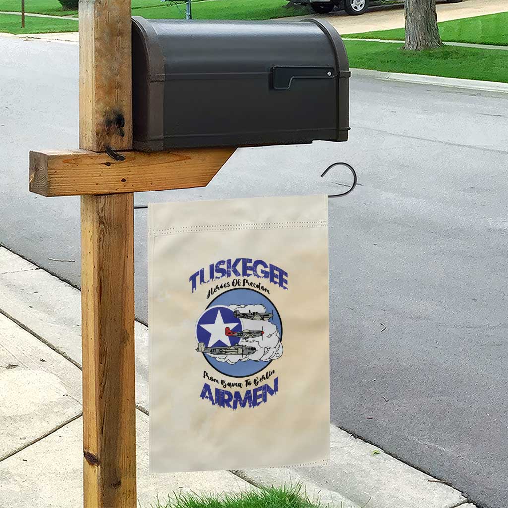 Tuskegee Airmen Red Tails Garden Flag Heroes Of Freedom - Wonder Print Shop