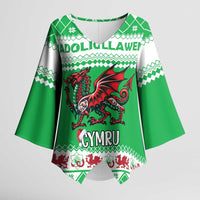 Personalized Wales Christmas Dragon Kimono Sleeve Blouse Nadolig Llawen Green Version - Wonder Print Shop