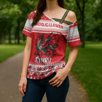 Personalized Wales Christmas Dragon Cross Shoulder Shirt Nadolig Llawen Red Version - Wonder Print Shop