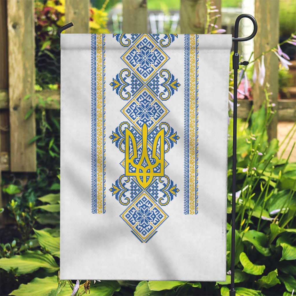 Vyshyvanka Day Garden Flag Ukrainian Folk Traditions Pattern White Version