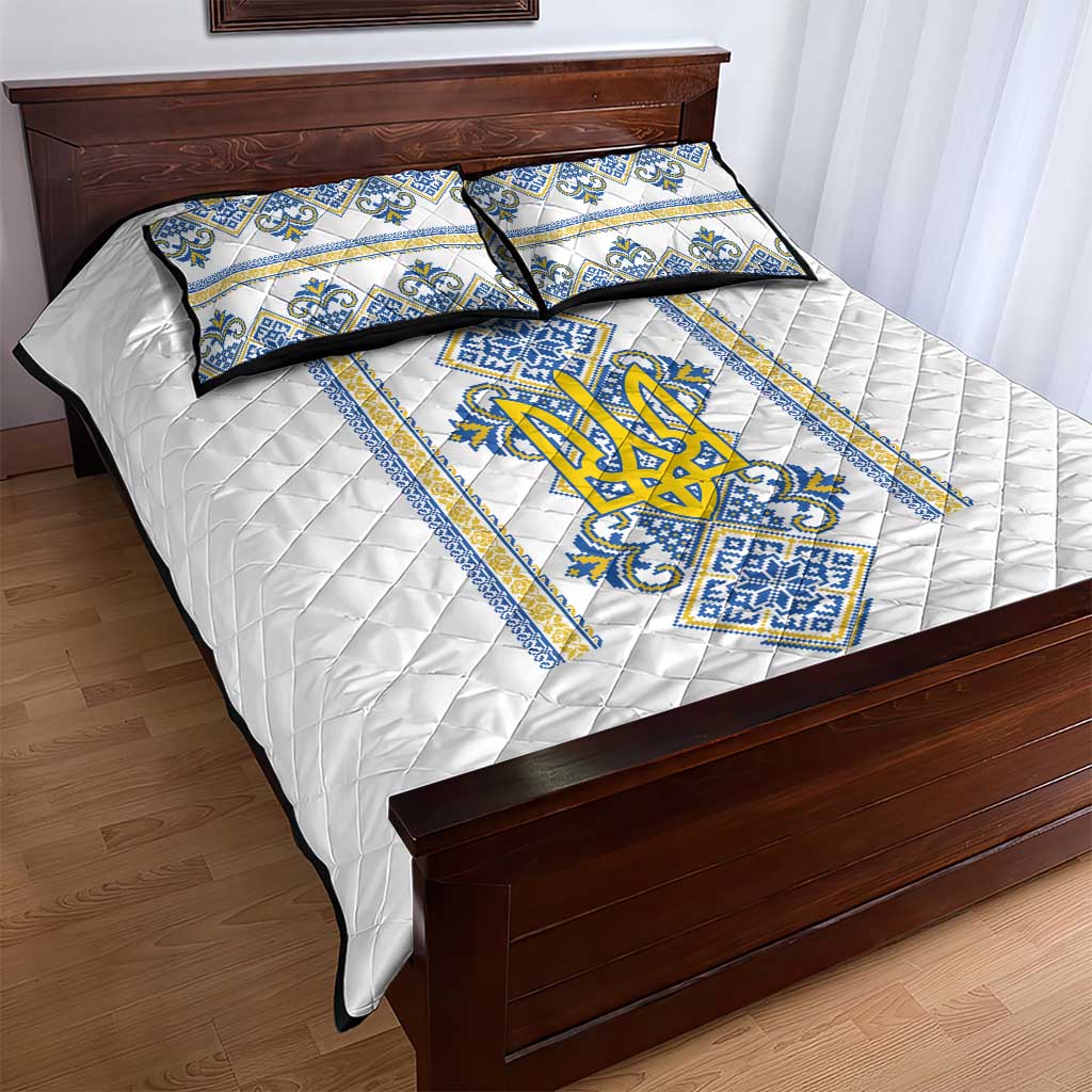 Vyshyvanka Day Quilt Bed Set Ukrainian Folk Traditions Pattern White Version