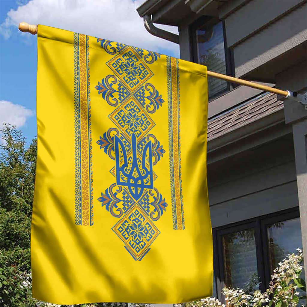 Vyshyvanka Day Garden Flag Ukrainian Folk Traditions Pattern Yellow Version