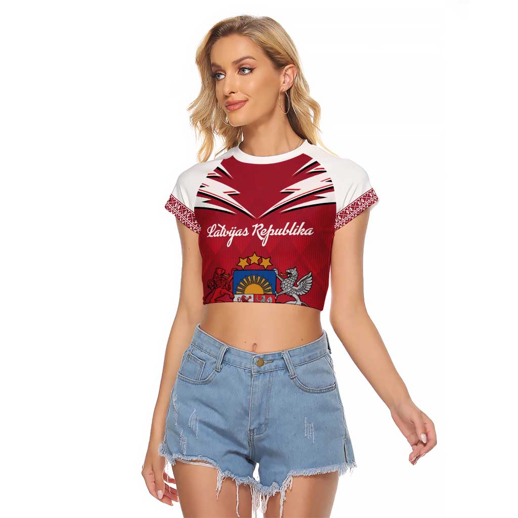 Personalized Latvia Raglan Cropped T Shirt Latvijas Republika Folk Pattern