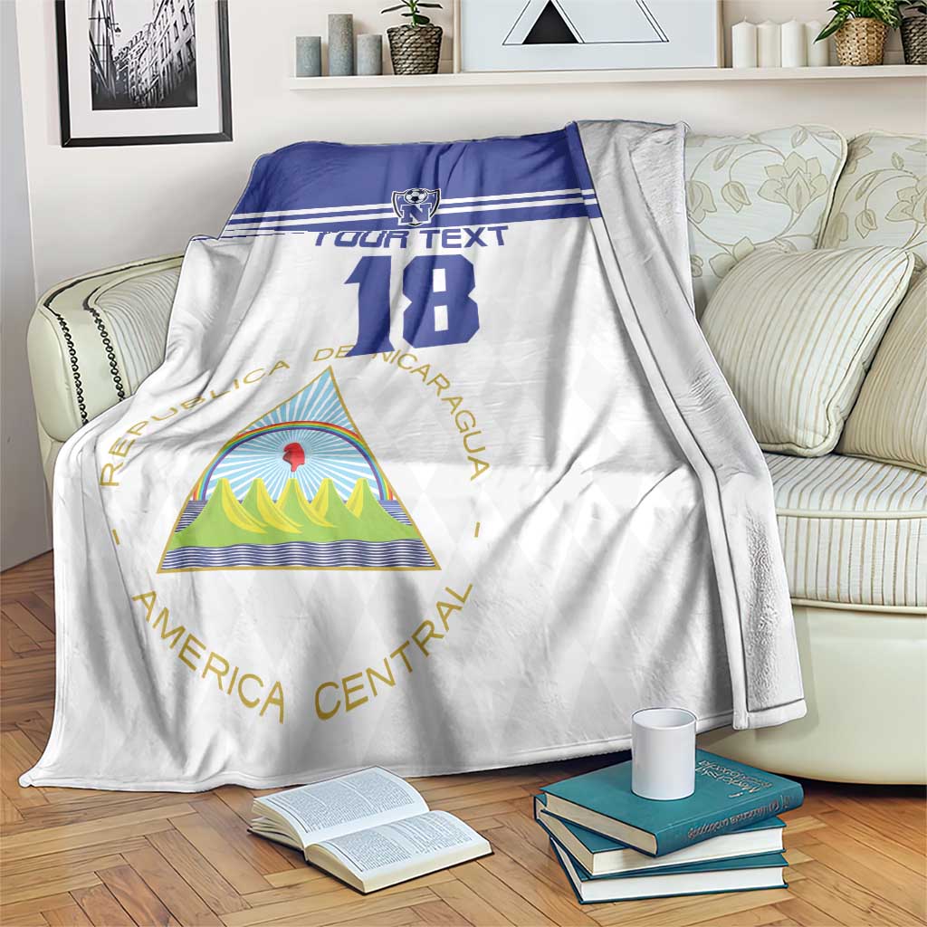 Custom Nicaragua Football Blanket La Azul y Blanco - Wonder Print Shop